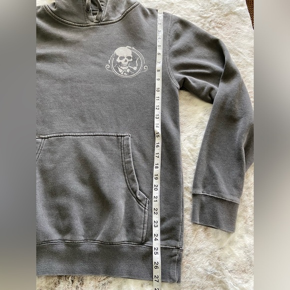 Men’s size small Heather gray, Iron Smoke Distillery, Fairport NY, Hoodie. Skull - Picture 5 of 9